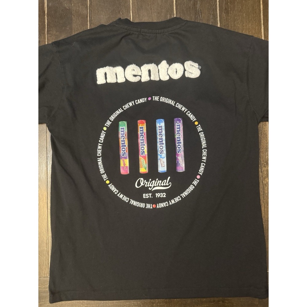 Mentos Men's M Black Graphic T Shirt Chenille Logo Candy Streetwear Y2K